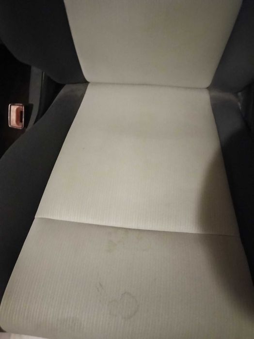 Sprzedam zestaw 7 osobowy  fotele Dodge Journey