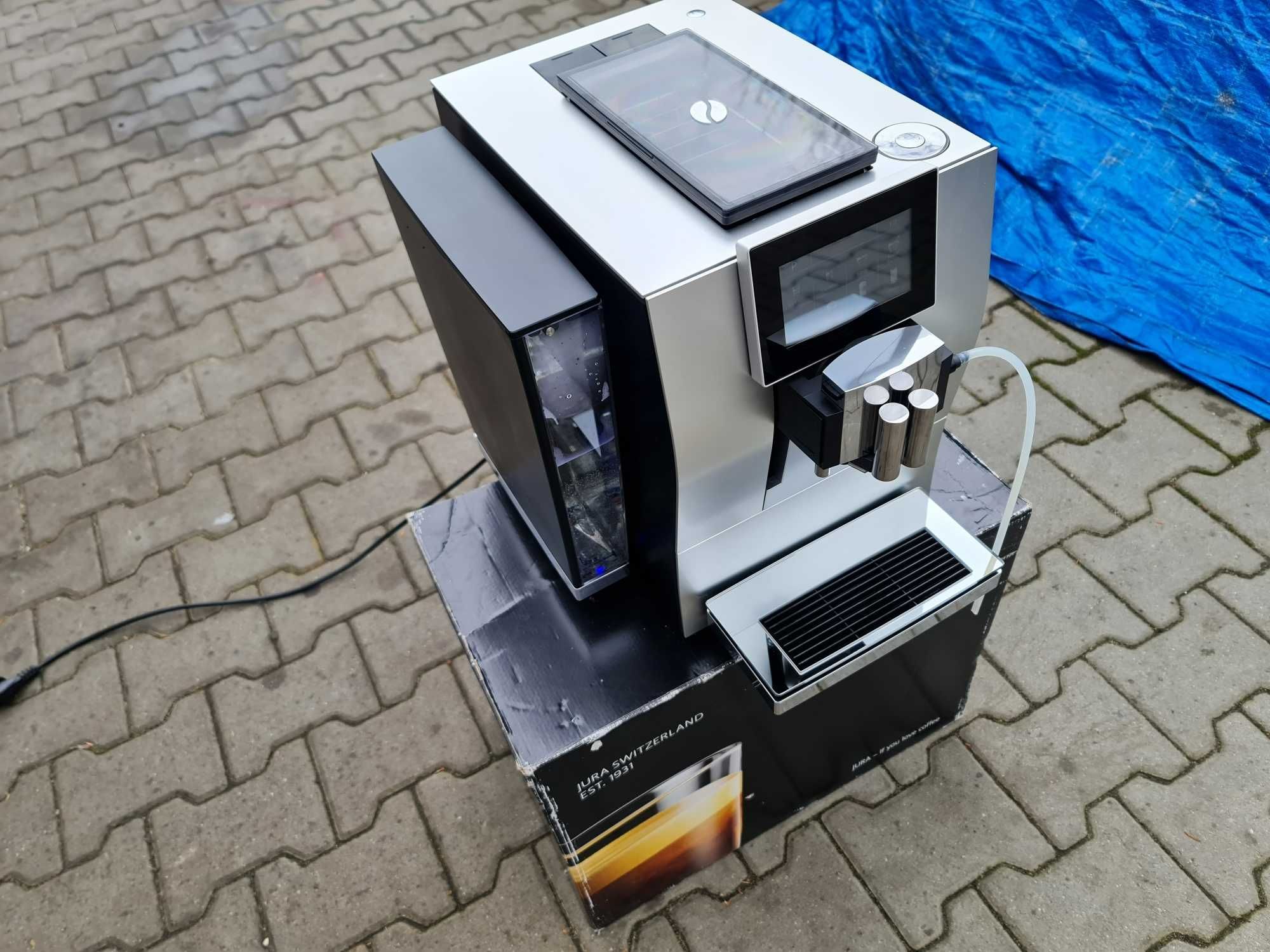 Ekspres Jura Z8 3702 kaw