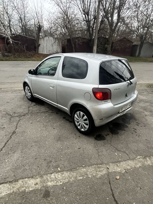 TOYOTA Yaris 2000г 1.3 бенз VVT-I Автомат Переоформление