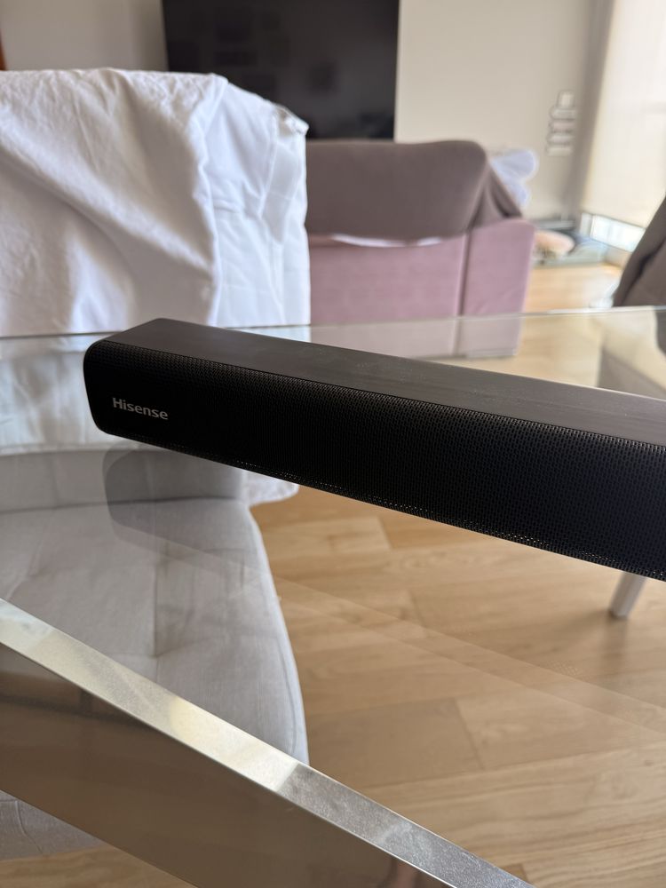 Soundbar Hisense com subwoofer HS218