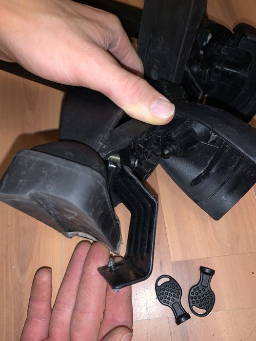 Belki relingi bagażnik dachowy Mont Blanc VW Golf 3dr