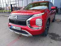 Mitsubishi Outlander 4 IV 2022r. 2.5L 182KM 23 000km Keyless Navi 7osobowy Jak nowy