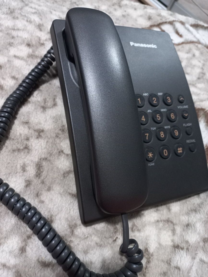 Телефон Panasonic KX-TS2350UAT телефон