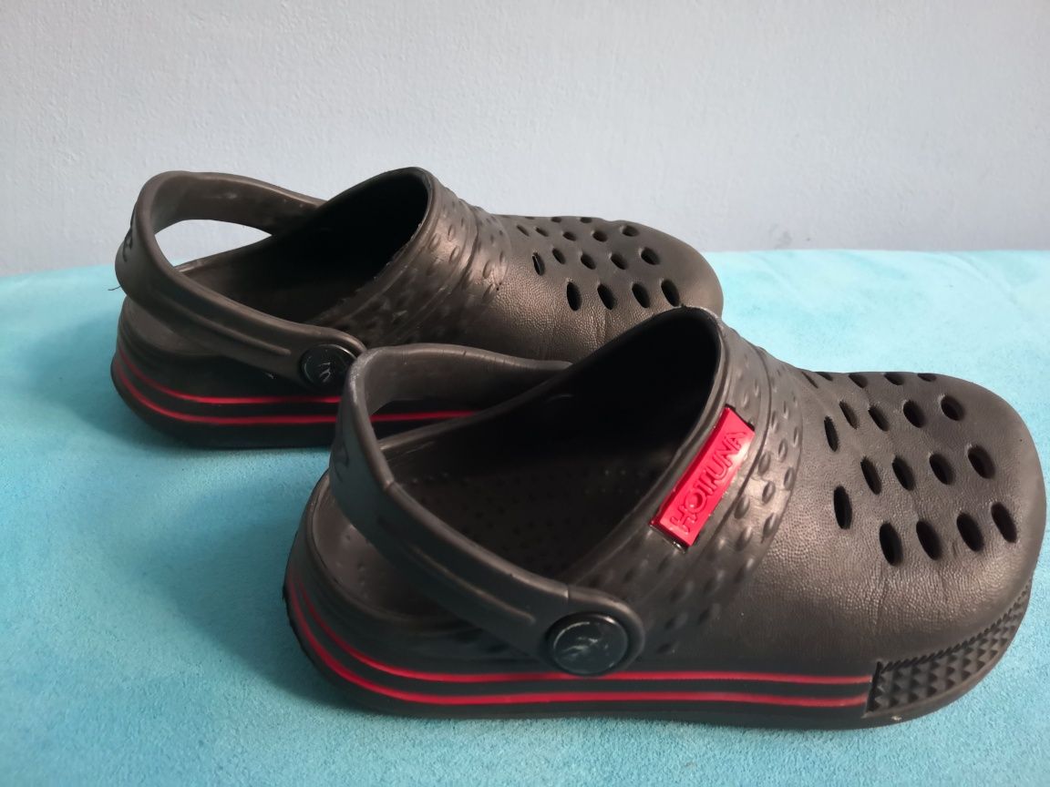 Buty do wody, na basen, klapki jak crocs, rozm 25