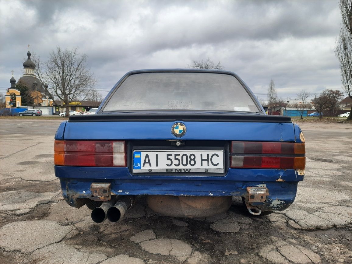 BMW e30 m52b20 150PS