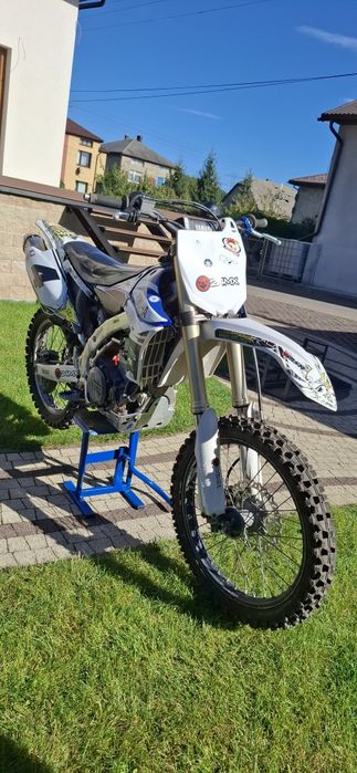 Yamaha YZ 450 F Akrapovic