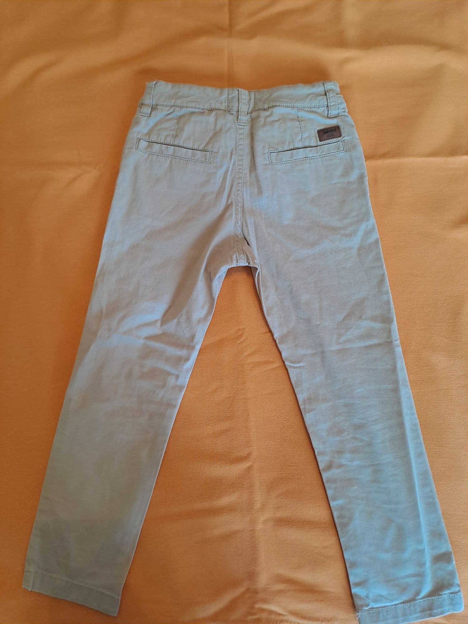 Chino fit da Timberland
Cor creme
Para rapaz