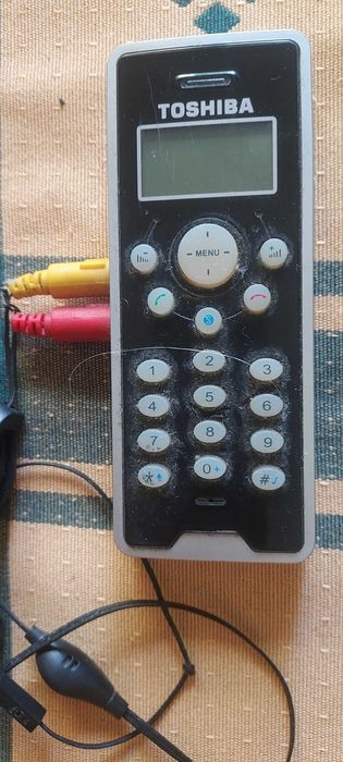 2 TELEMÓVEIS MUITO ANTIGOS. Fotos.para colecção.