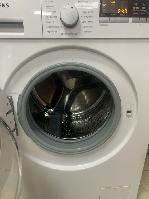 Продам пральну машину Siemens