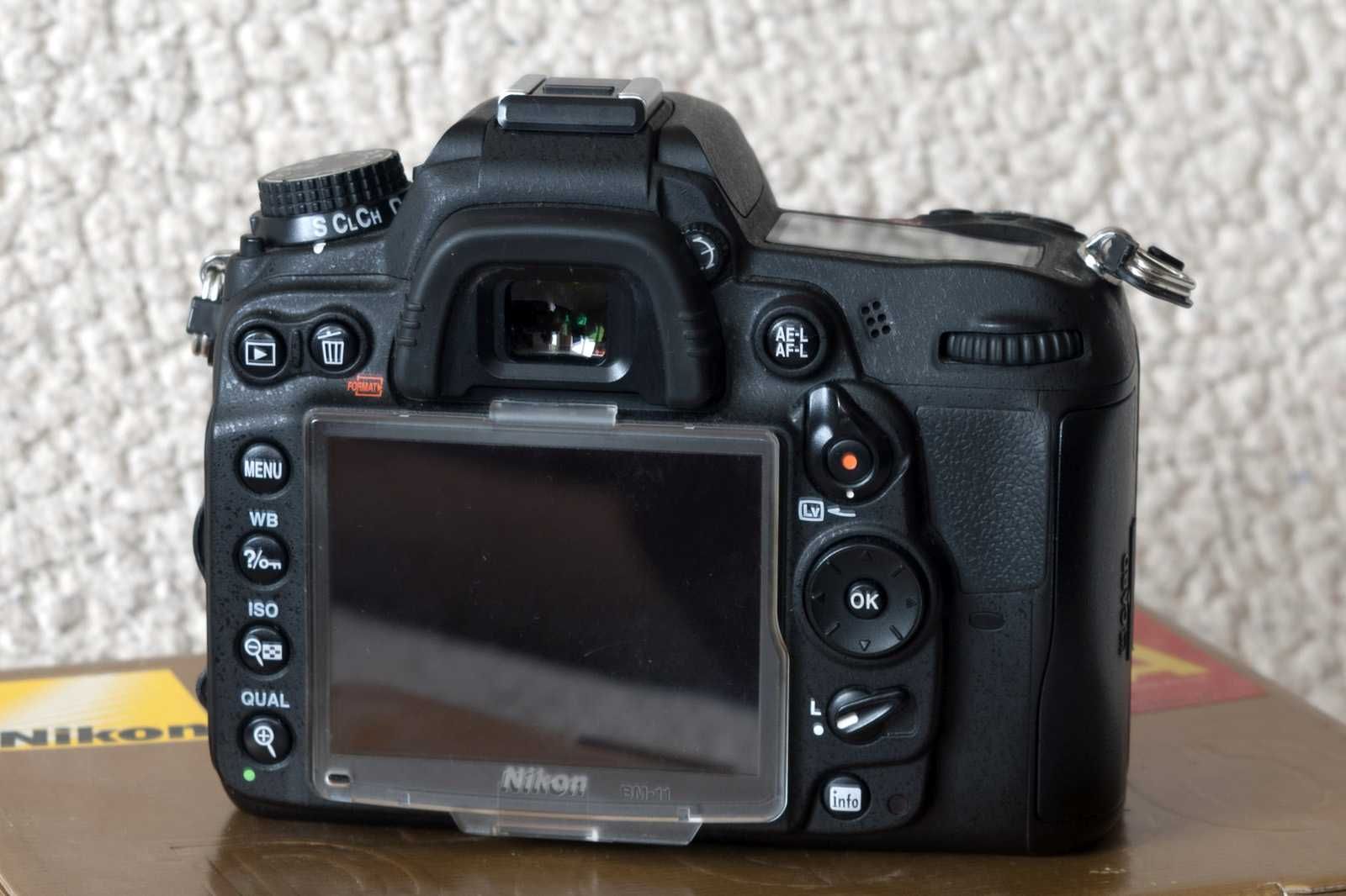Nikon D7000 - mały przebieg, super stan.