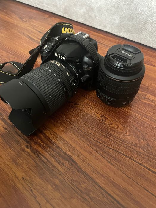 Nikon D3100 18-105