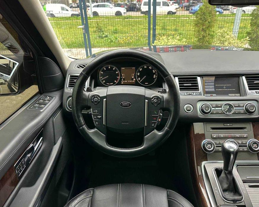 Land Rover Range Rover Sport

  Land Rover Range Rover Sport