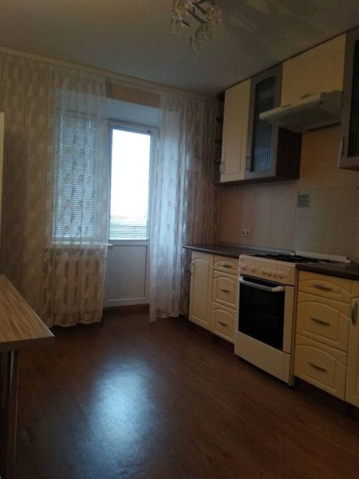 Тепла двокімнатна квартира на Браїлках з АО