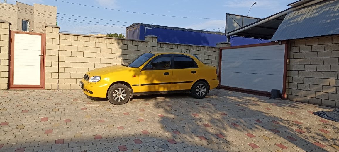 Ланос 1.5 продам срочно