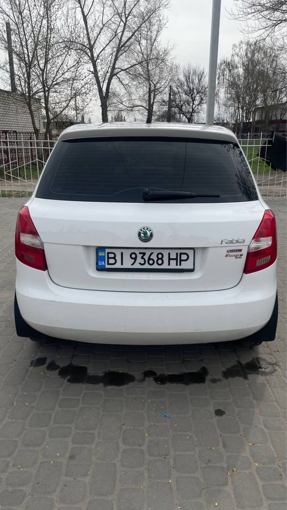 Skoda fabia 2011 шкода фабія 1.2