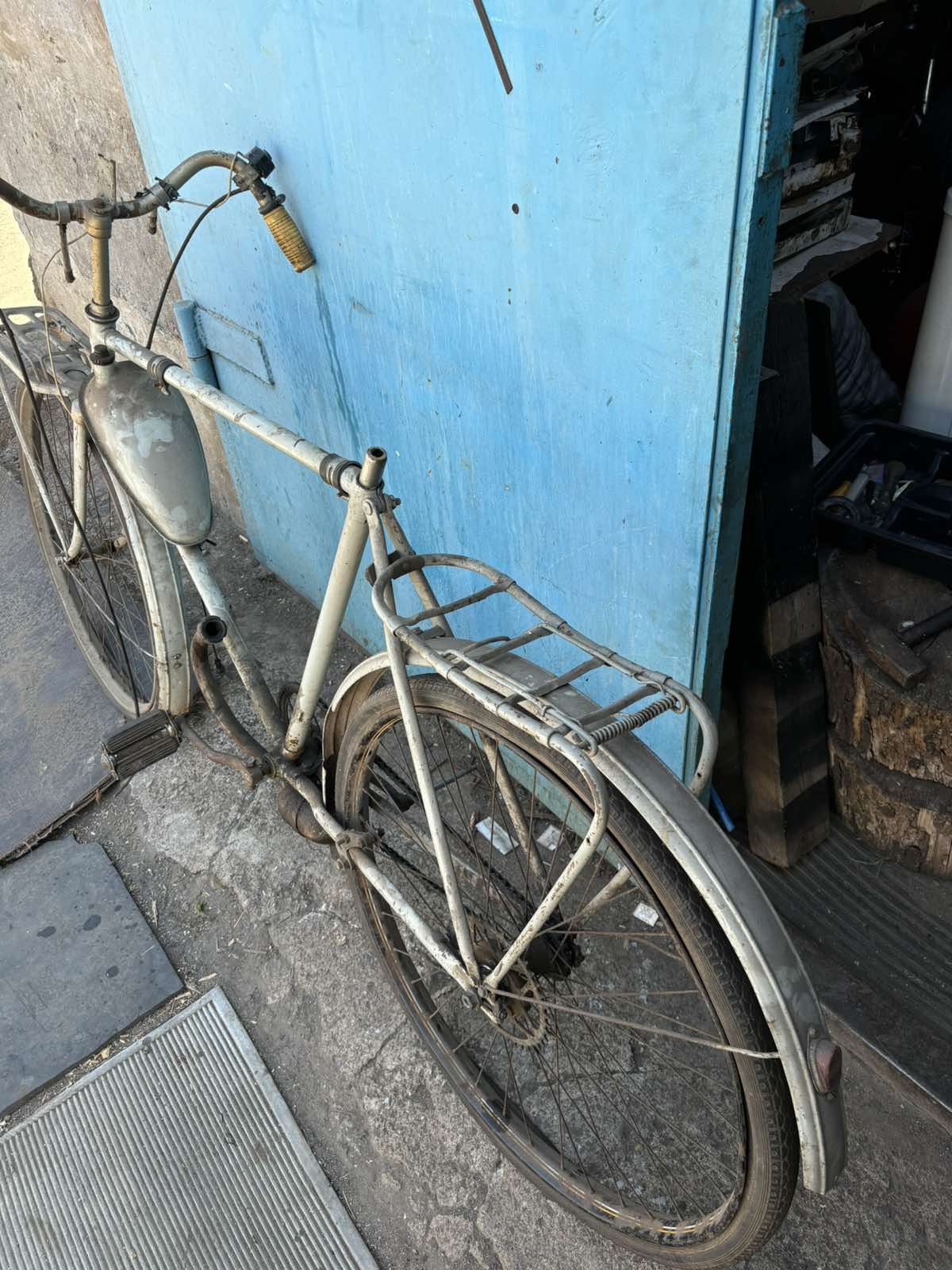Мопед ,Дырчик ,Мотовелосипед .