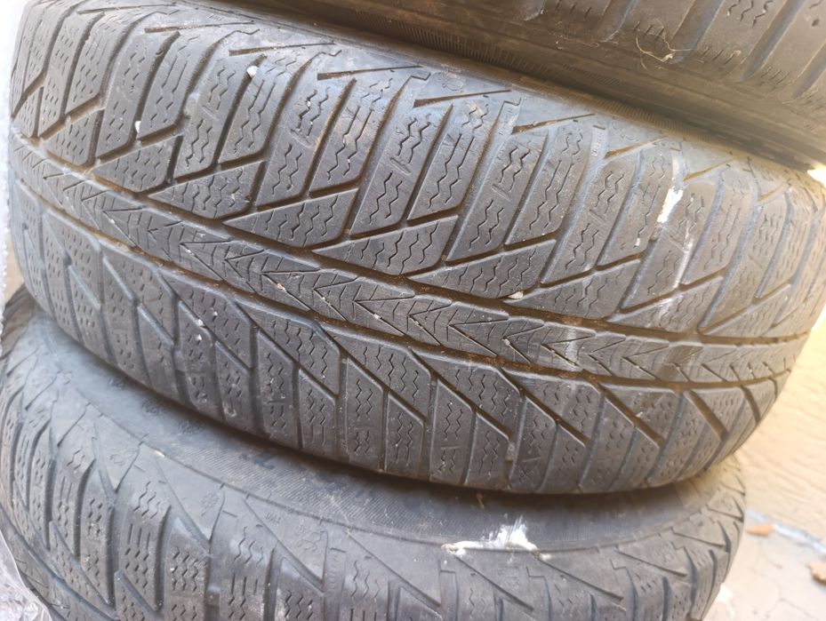Автошини 195/65R15