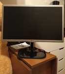 Монитор LG 22MP56