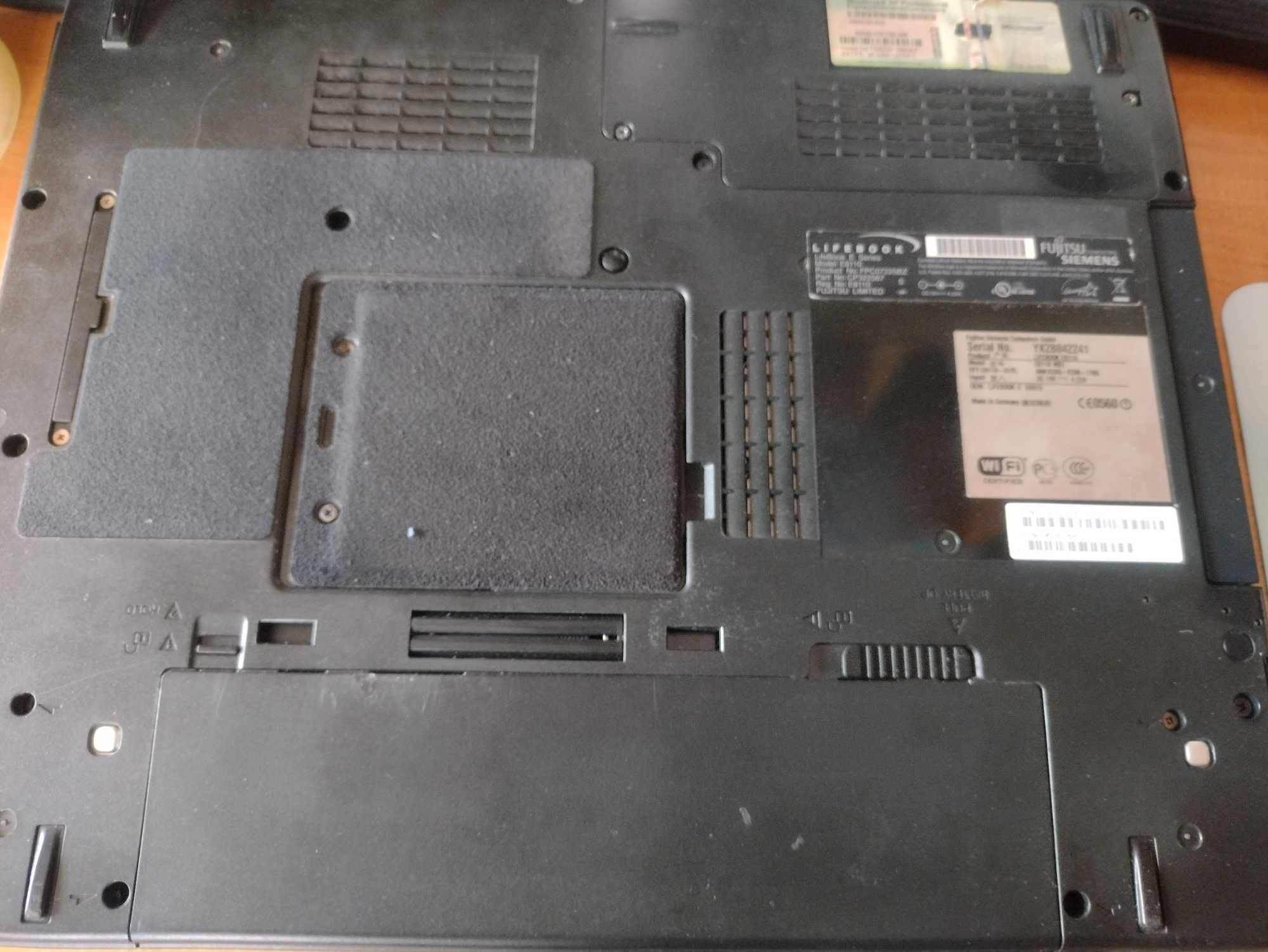 Laptop Fujitsu lifebook E 8110