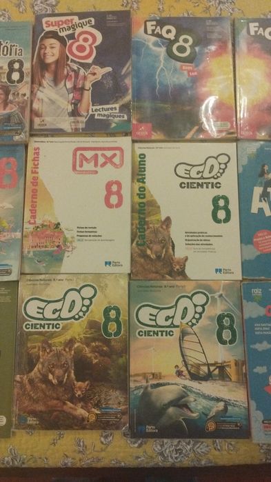 Livros escolares 8 ano