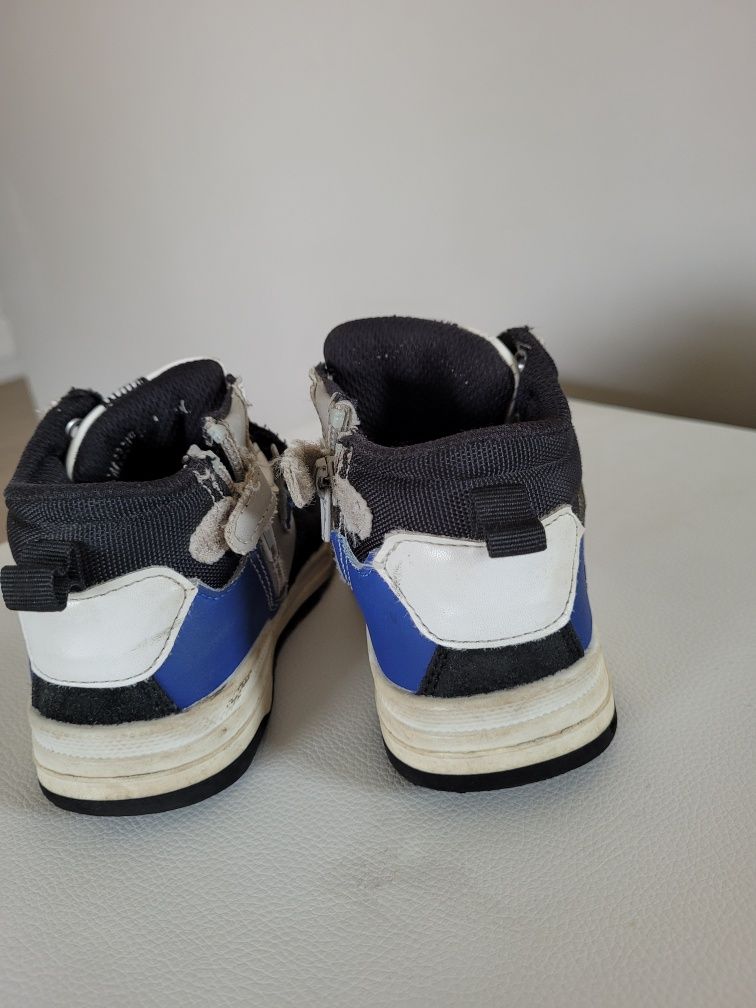 Buty jesienne chłopięce 26
