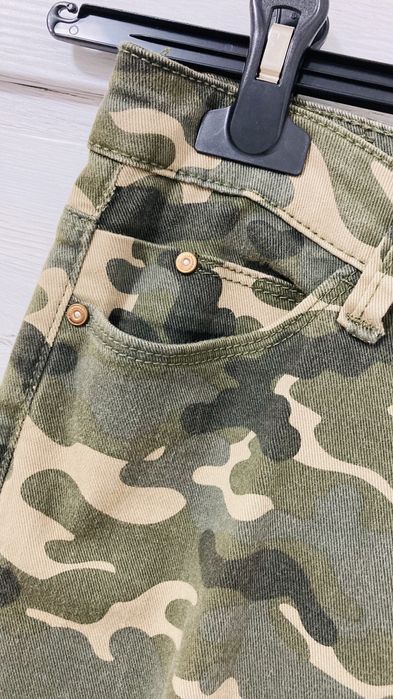 Spodnie moro C&A clockhouse