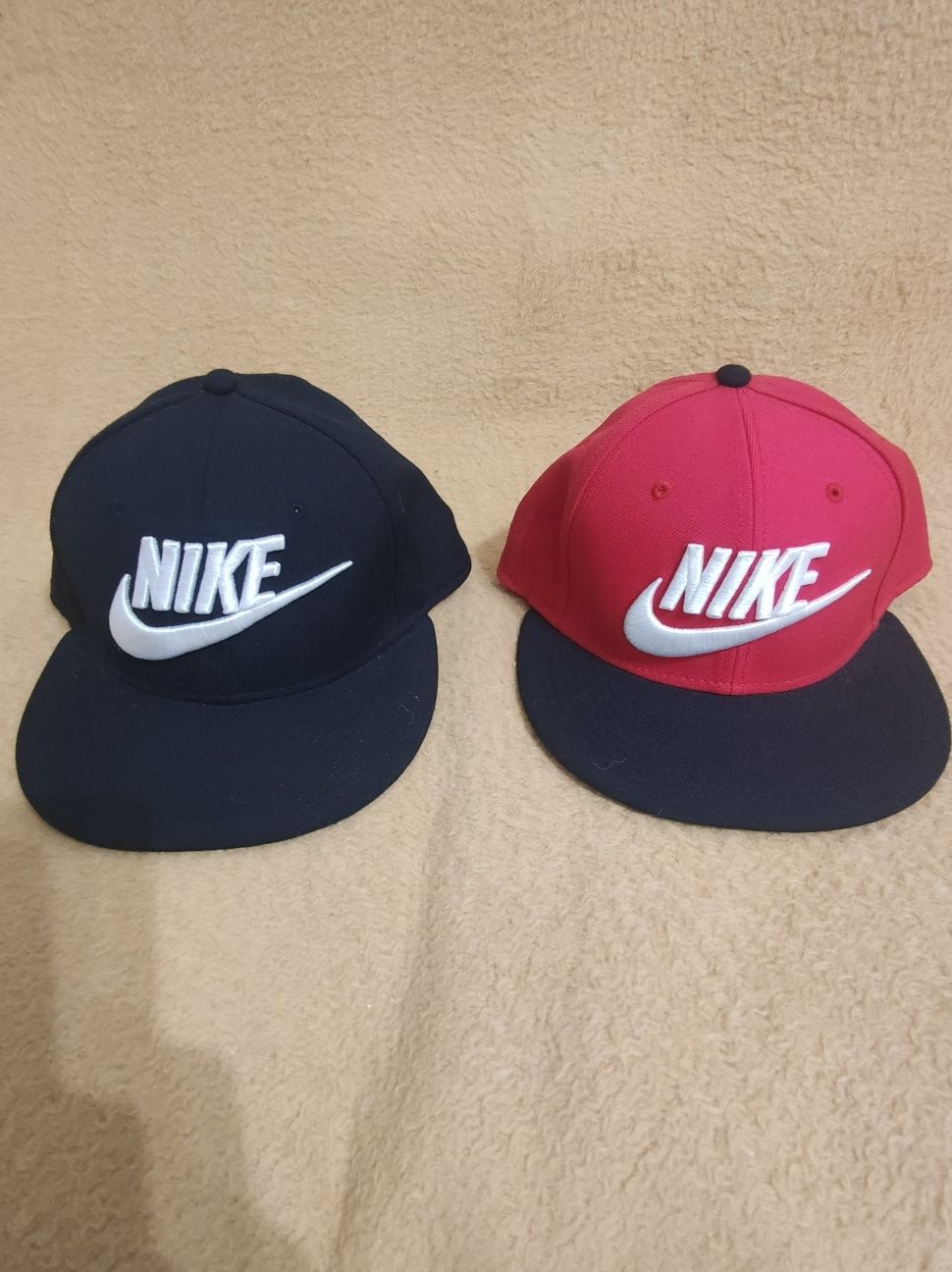 Boné Nike Homem Preto/Vermelho