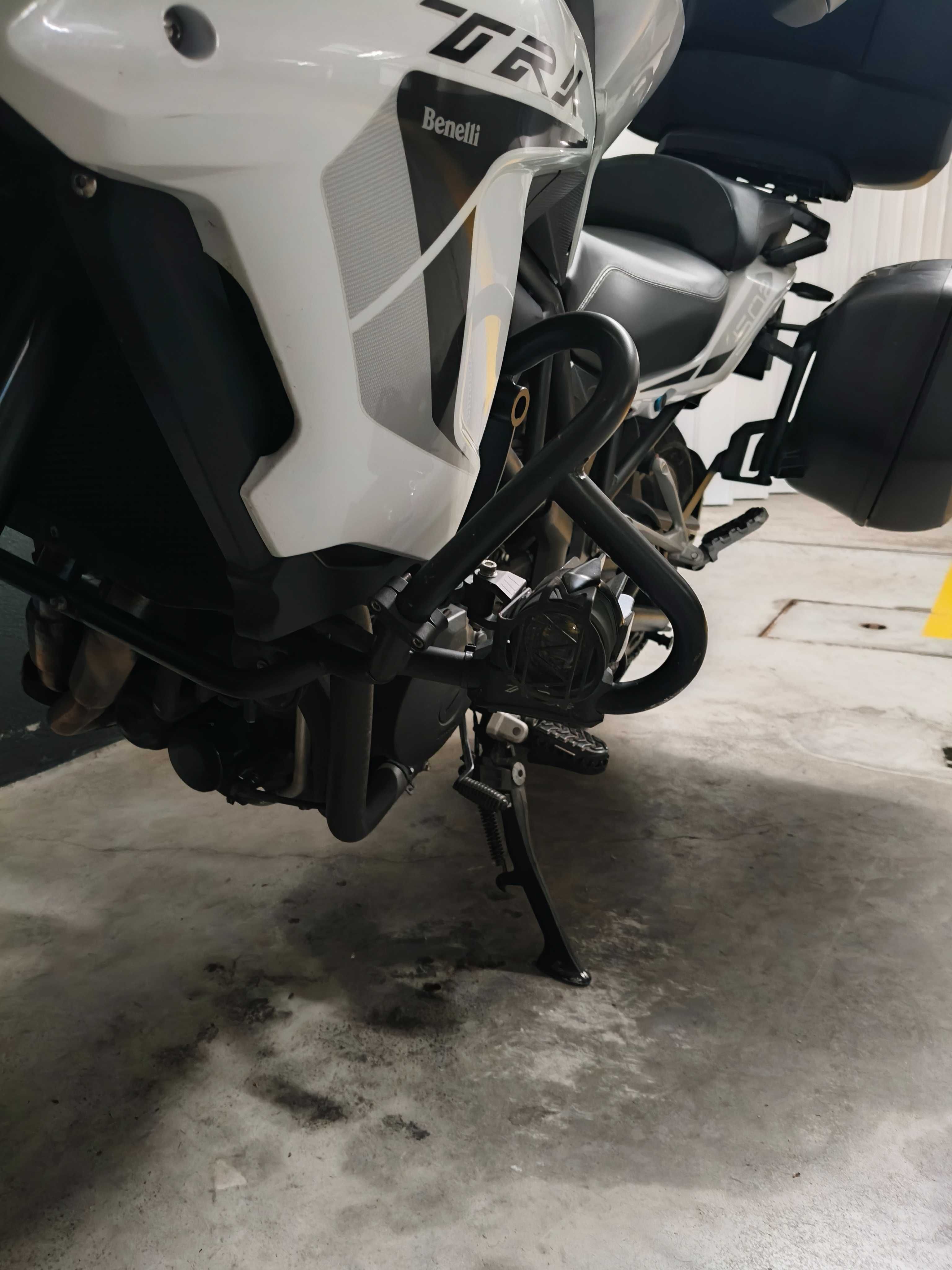 Benelli 502 TRK Impecável