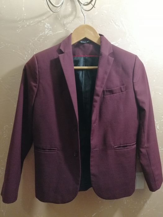 Бордовий піджак для хлопчика