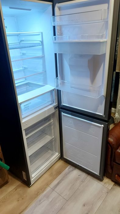 Lodówka Samsung! Zadbana!!!