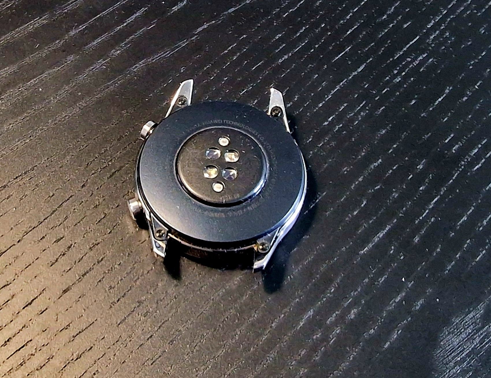 Huawei Watch GT 2 z trzema paskami, zabezpieczony szkłem