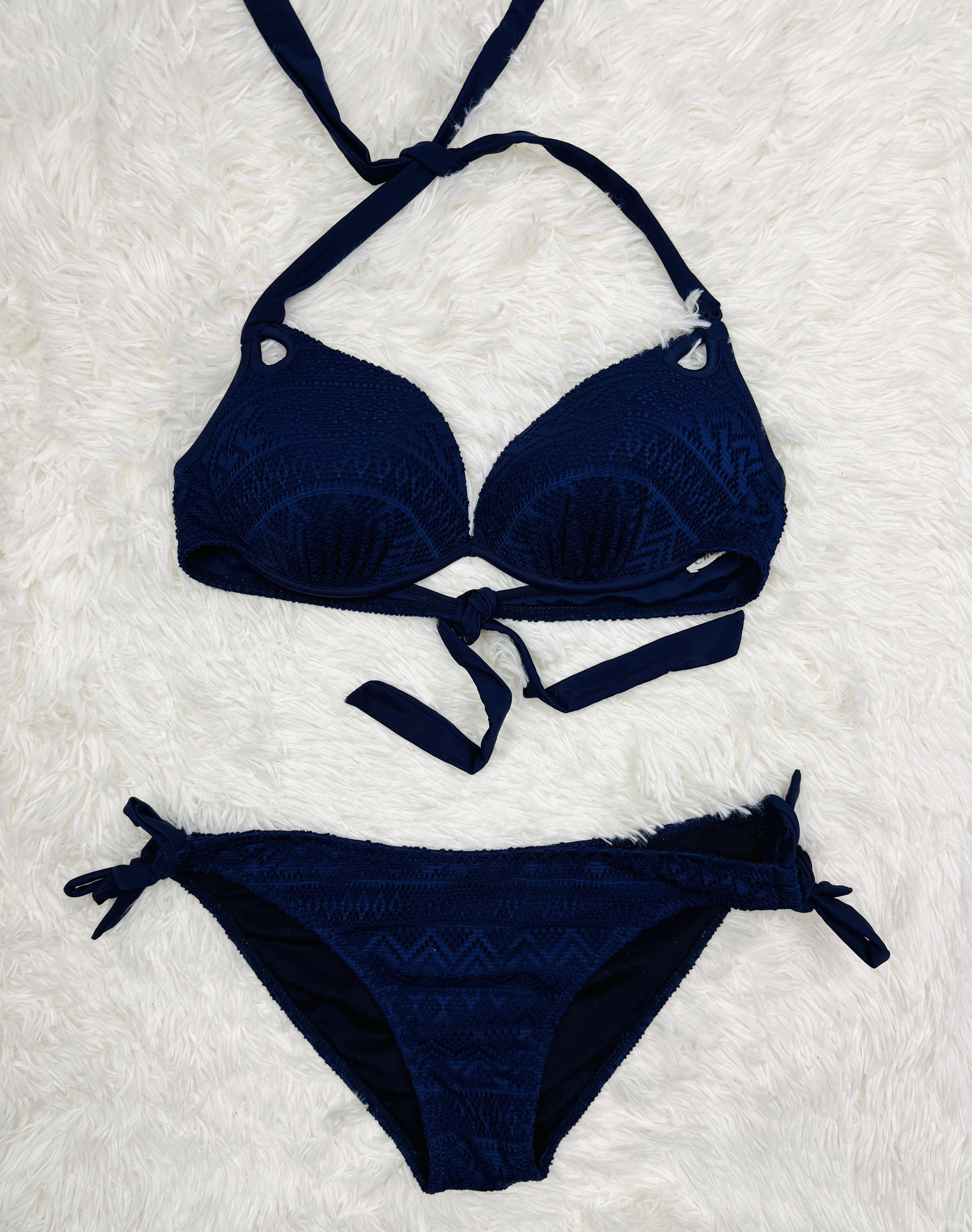 Kostium kąpielowy dwuczęściowy bikini L 40 granatowy ażurowy