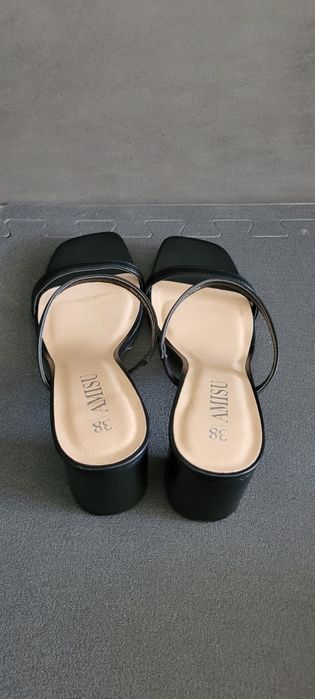 Buty czarne sandały na obcasie r. 38