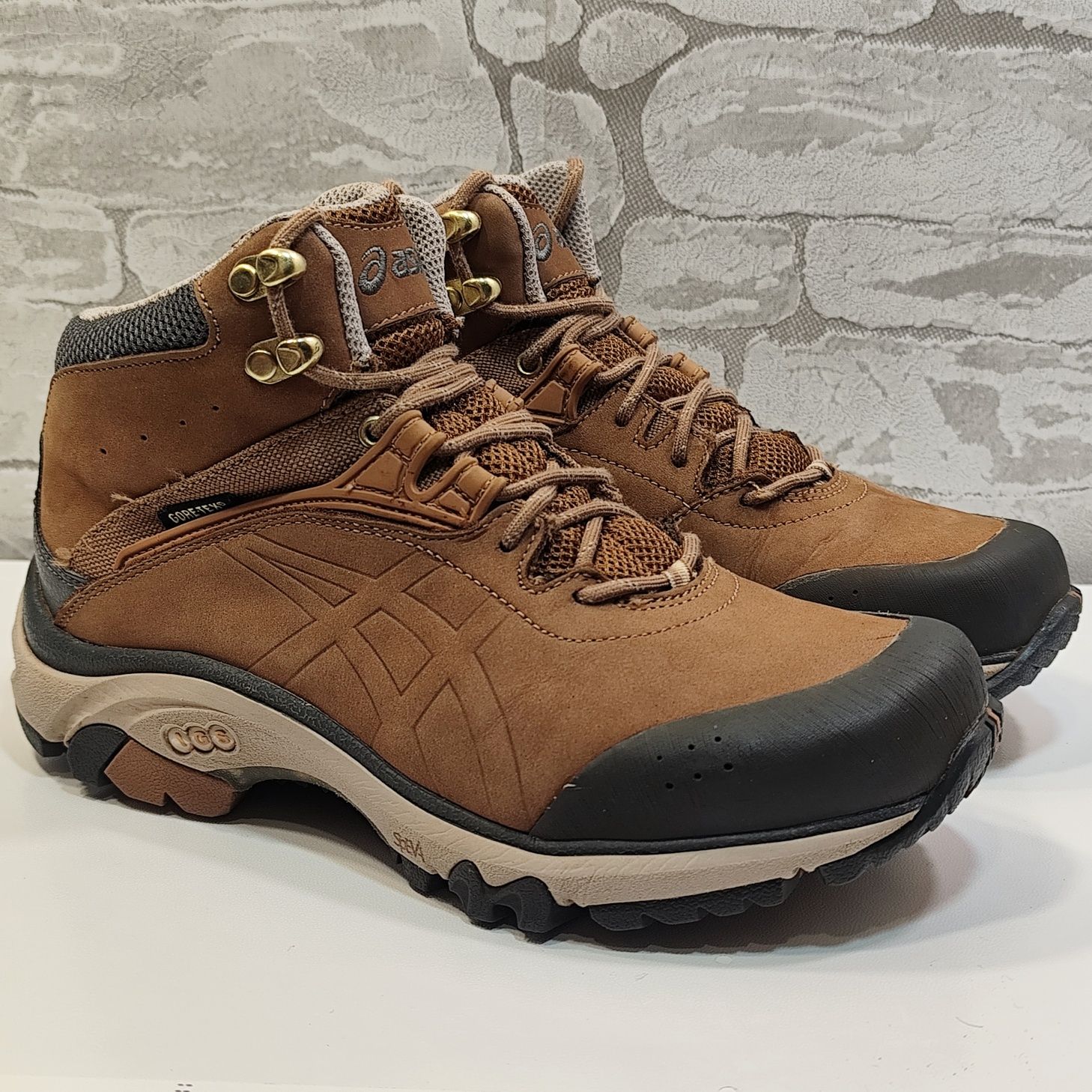 кросівки Asics Gel-Arata GTX 37.5р/27.5см