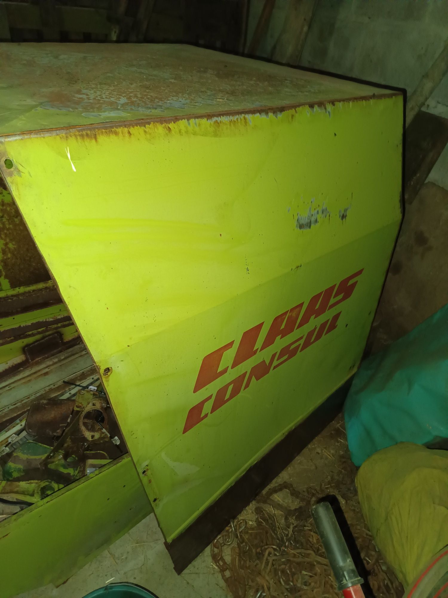 Części Claas Consul i inne, rozdzielacze łanu