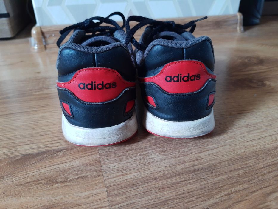 Adidasy r.37 1/3