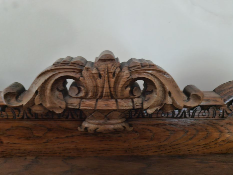 Kredens secesyjny antyk