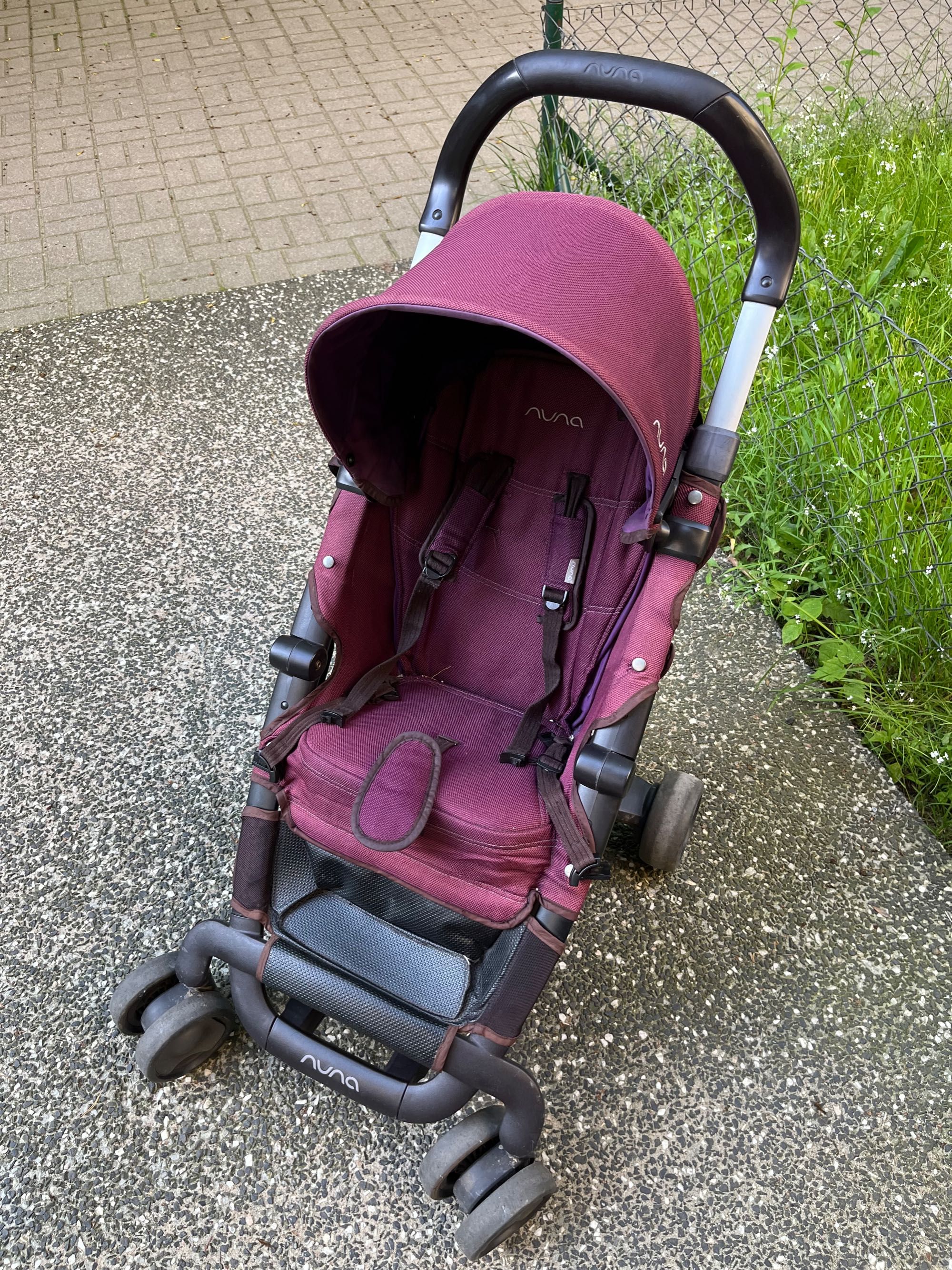 Wózek Nuna Pepp składany na płasko idealny do samochodu samolotu !
