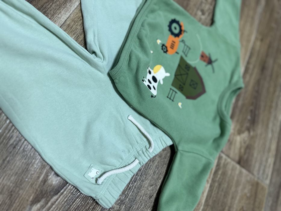 Светр світшот костюм 74