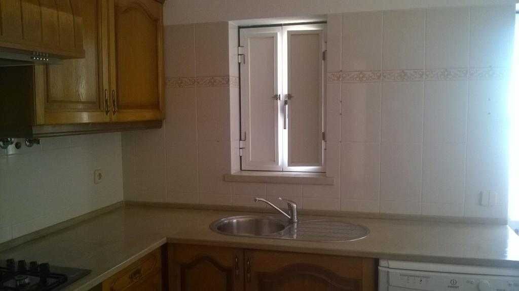 Moradia, triplex, com sótão, em Santiago do Cacém