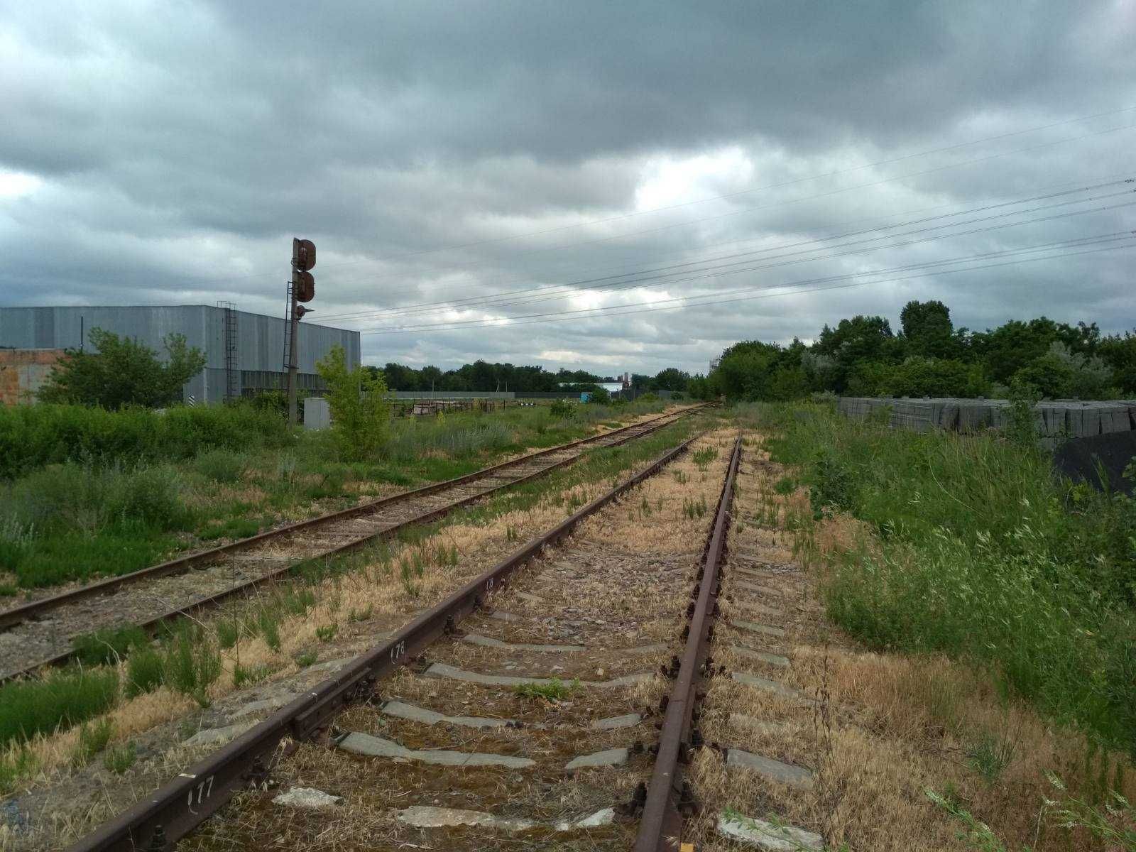 Виробничий комплекс з залізн. коліями та сховищем (п3)