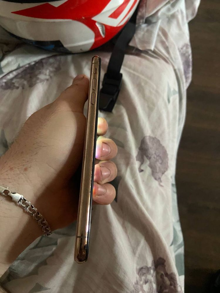 Iphone xs max 256 neverloc