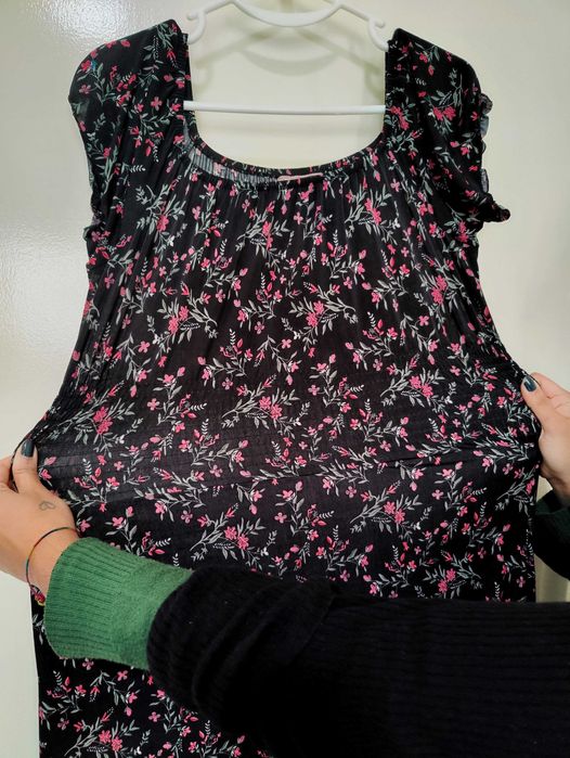 Vestido preto longo preto padrão floral - E&D, M/L