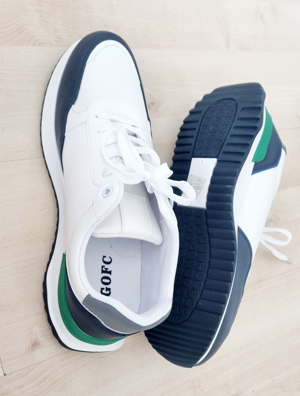 Adidasy, sneakersy męskie, trampki 46