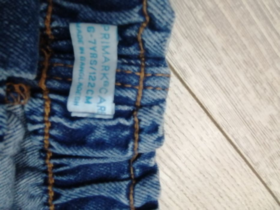 Спідниця на дівчинку 122р