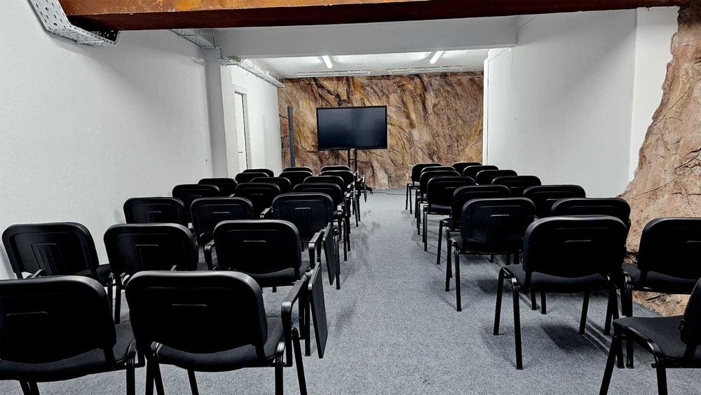 Arrendamento de escritório na Rua Cipriano Dourado, 20 -b