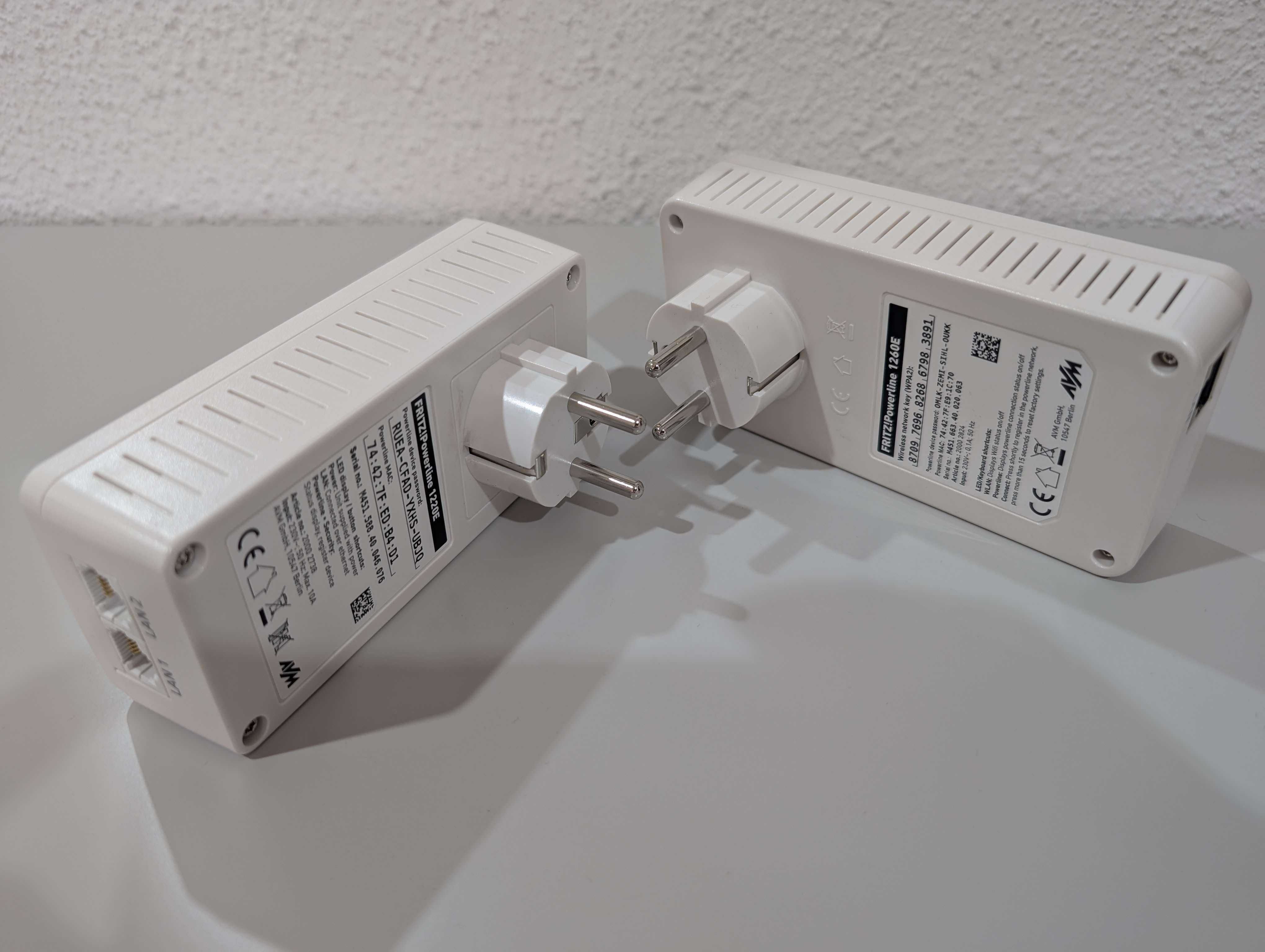 FRITZ!Powerline 1220E oraz 1260E Przewodowa sieć LAN Wi-Fi