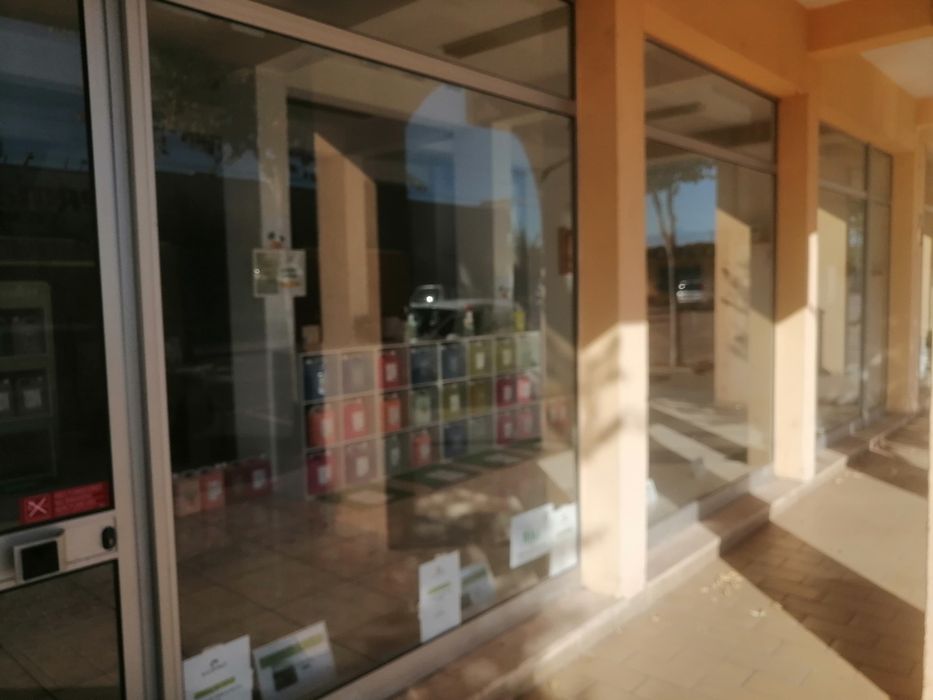 Loja 105 m2 em Olhão