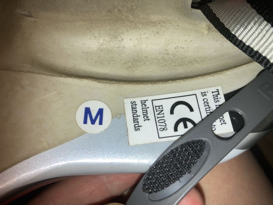 Велосипедный шлем SPELLI