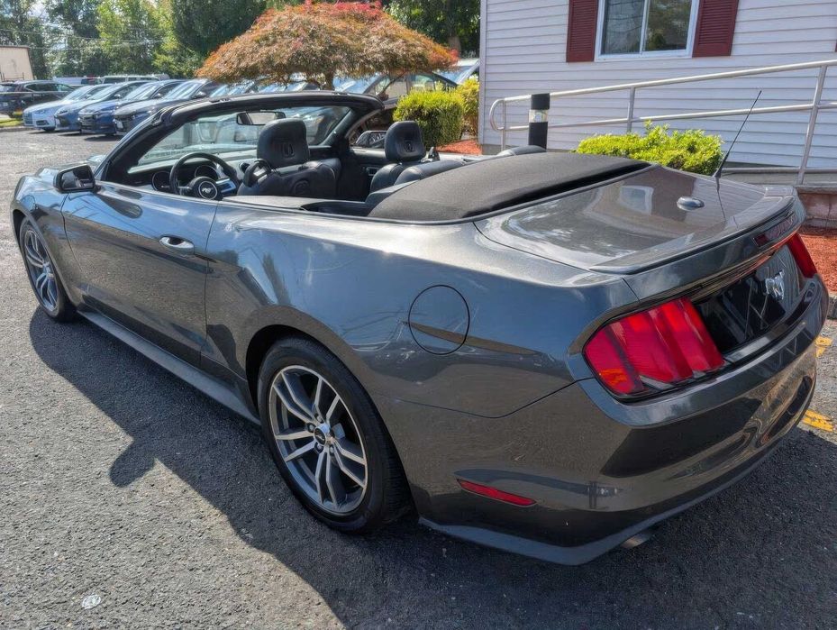 Ford Mustang EcoBoost Premium      2015